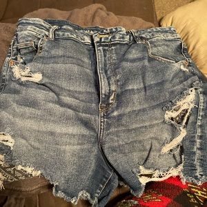 2 pair of American eagle women size 18 shorts